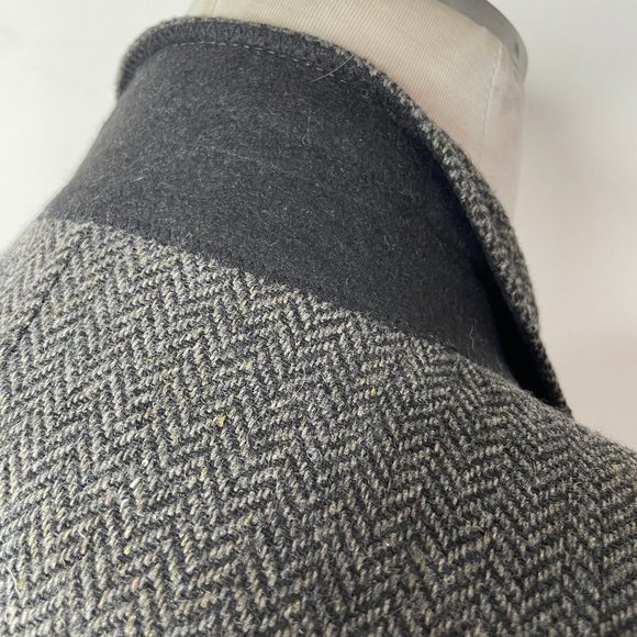 Abercrombie & Fitch Men’s L Wool Blend Herringbone Gray Tweed Blazer - Picture 6 of 15